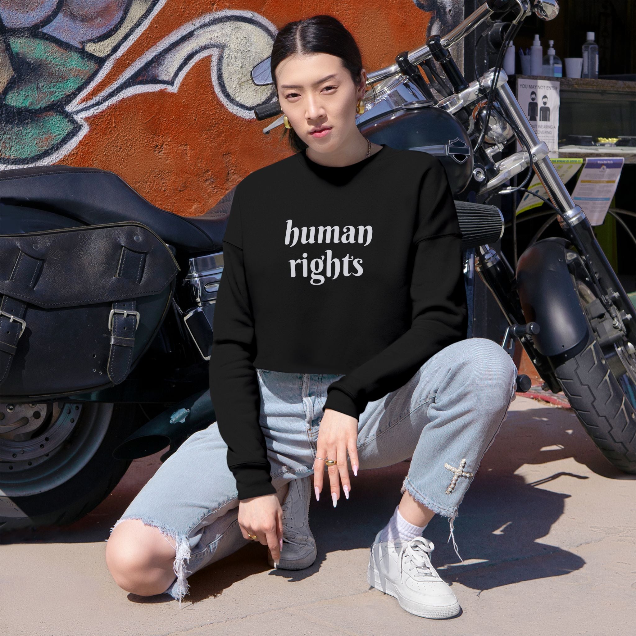 HUMAN RIGHTS - Cropped Sweatshirt